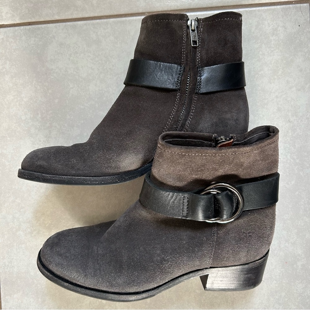 Frye Women's Kristen Harness Short Boot, Sz 6.5 Grigio Soft Oiled Suede - Picture 7 of 10